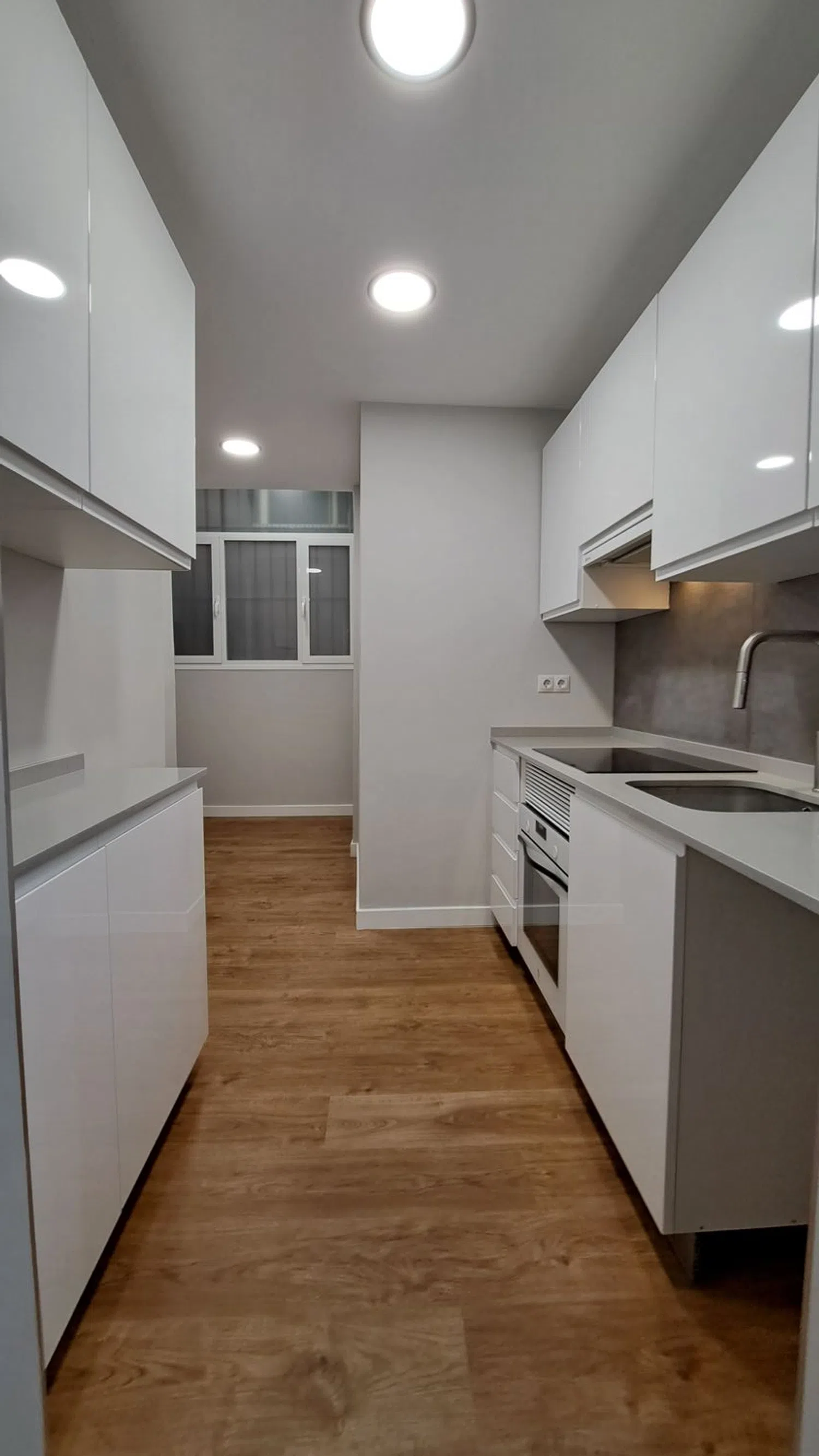 Piso en avenida del General Perón, 3 - Foto 6