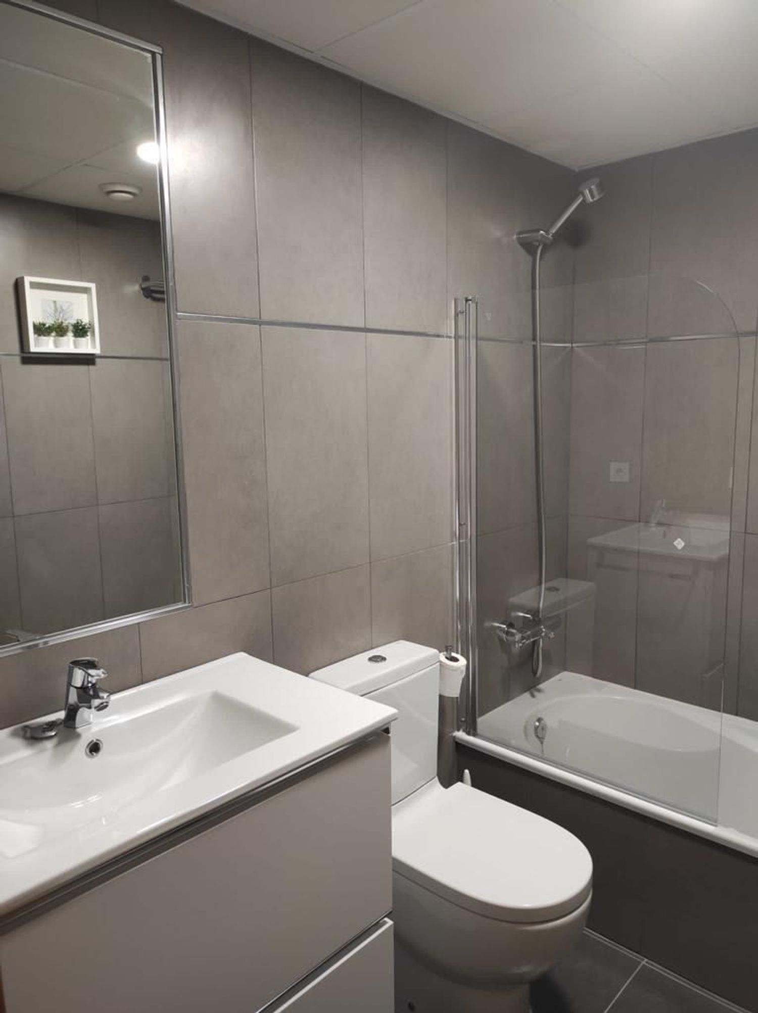 Piso en calle Escritora Ángeles López de Ayala, 7 - Foto 2