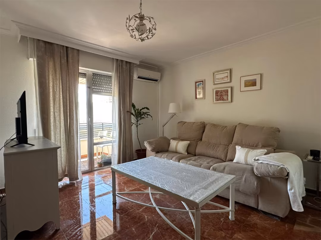 Apartamento en  Calle Luis de Morales 1
