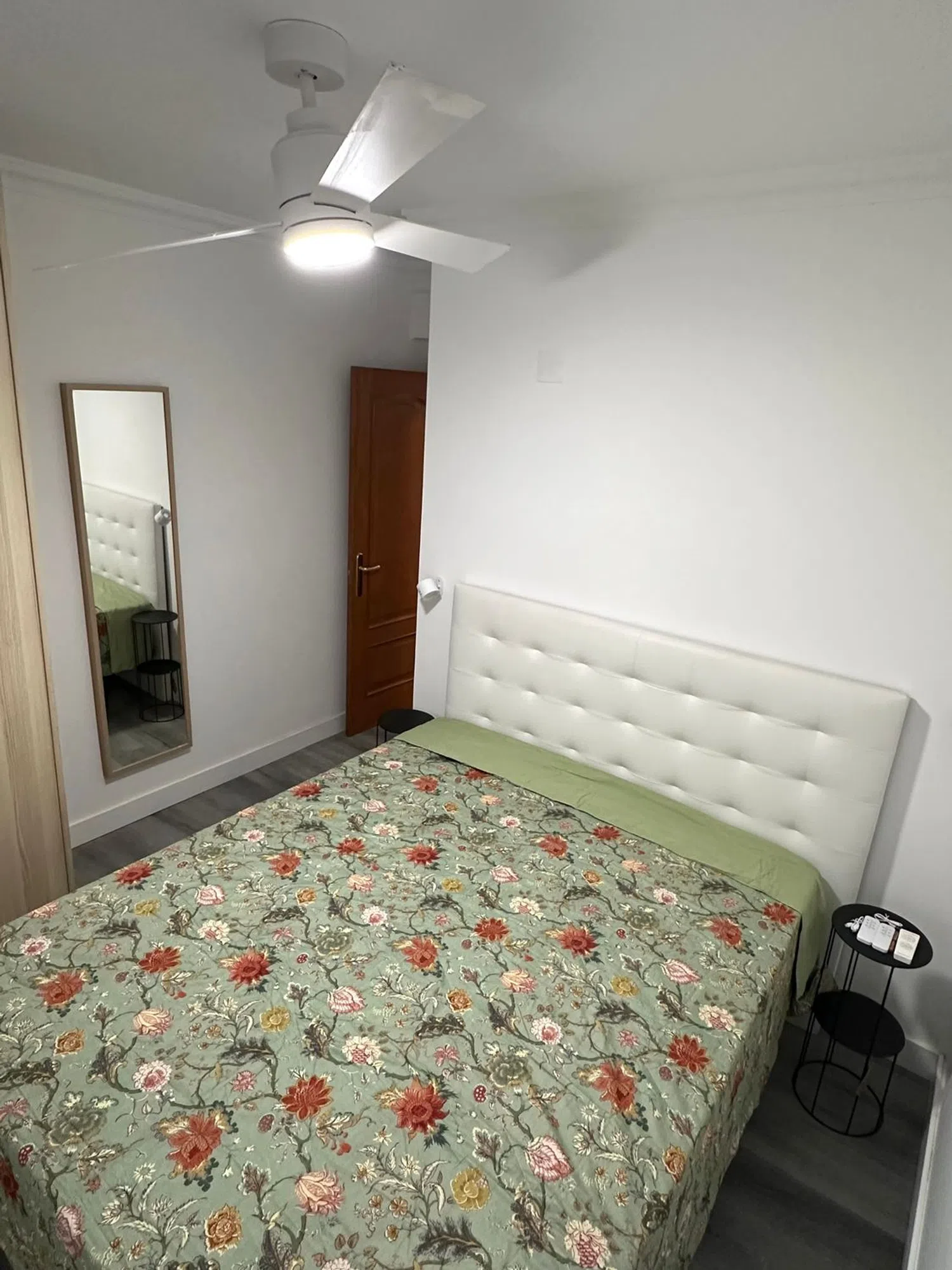 Piso en calle Conde de Cienfuegos, 1 - Foto 2