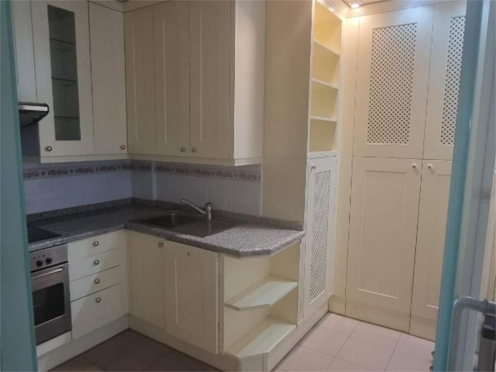 Piso en  Calle Sánchez Madrigal 9 - Foto 4