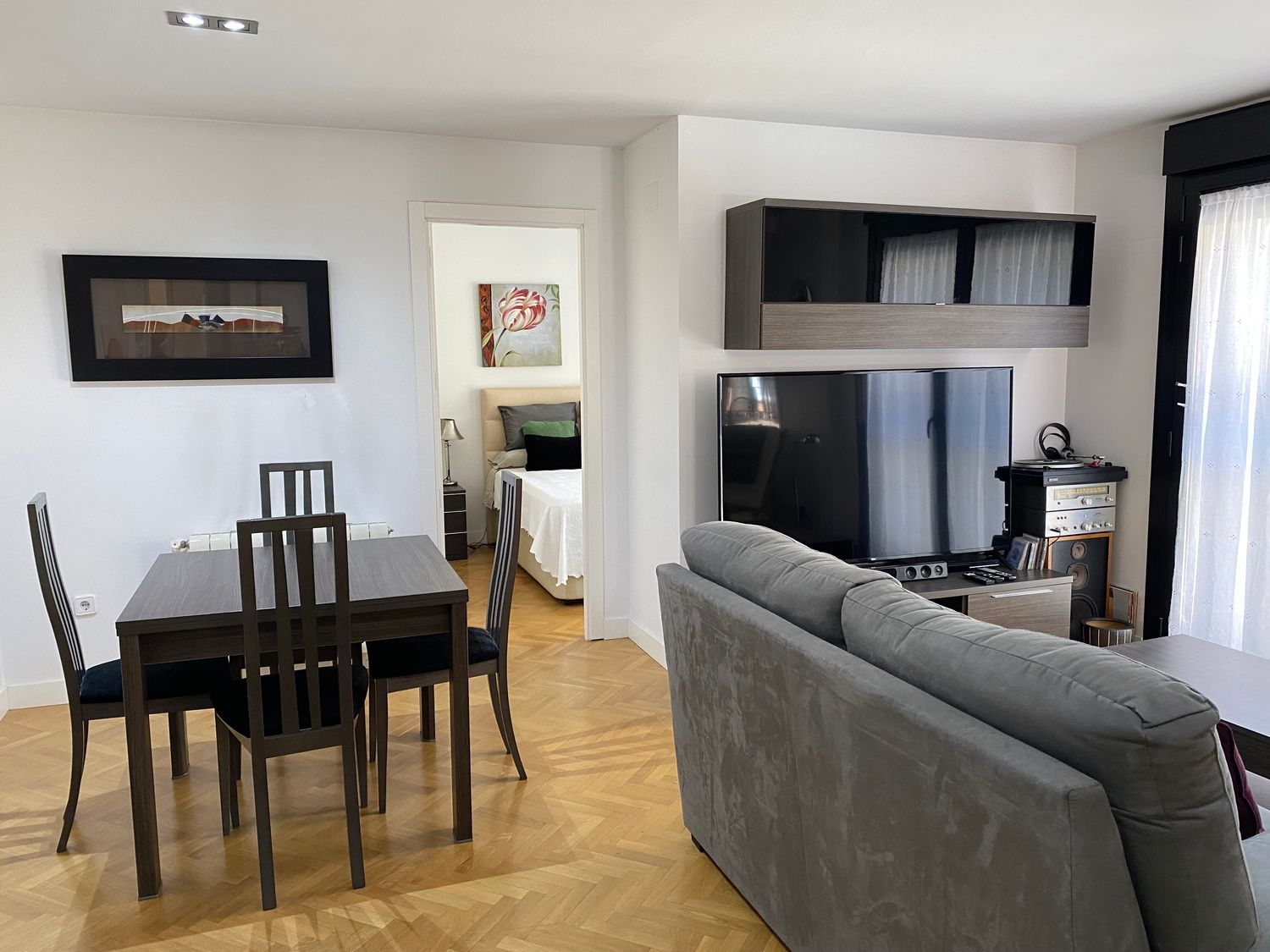 Estudio en calle de Calvo Sotelo, 6 - Foto 8