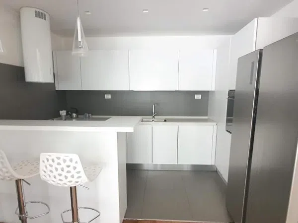 Piso en calle de Terol, 33