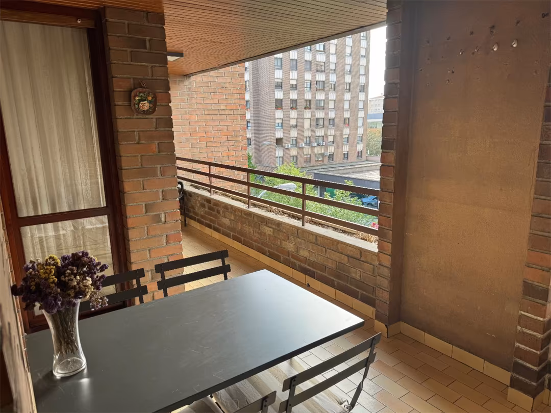 Piso en  Calle Serafín Olave 11 - Foto 4
