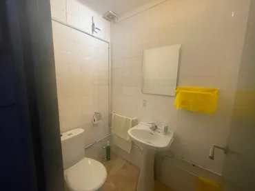 Local comercial en Cornellà de Llobregat - Foto 5