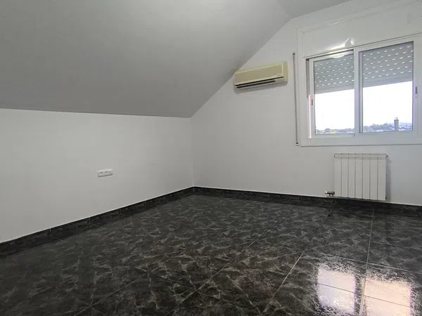 Casa o chalet independiente en Calle de Víctor Català, 44 - Foto 8