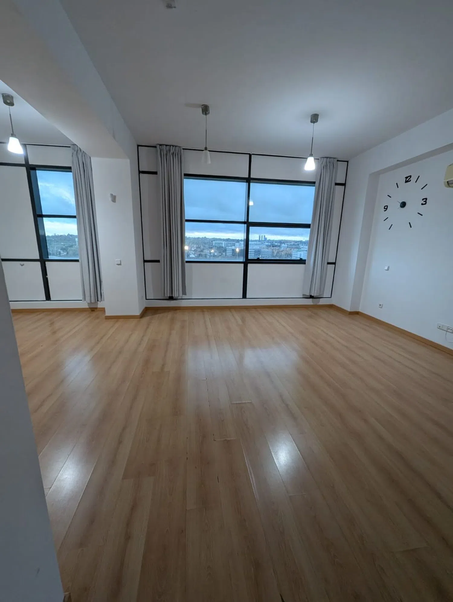 Estudio en avenida del Juncal, 11 - Foto 4