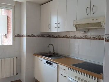 Piso en  Avenida José María de Pereda 10B - Foto 5