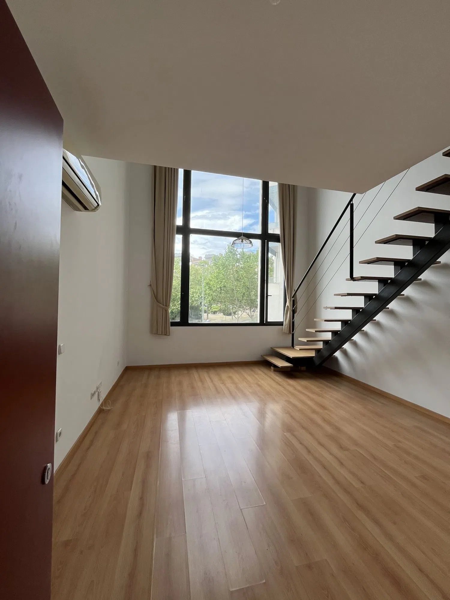 Estudio en avenida del Juncal, 11 - Foto 1