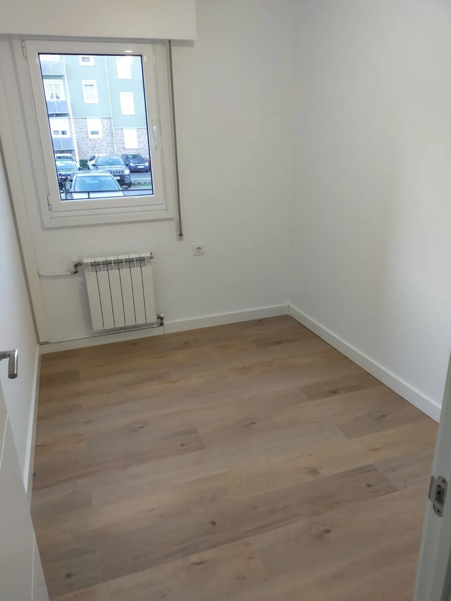 Piso en avenida Glasgow, 4 - Foto 3