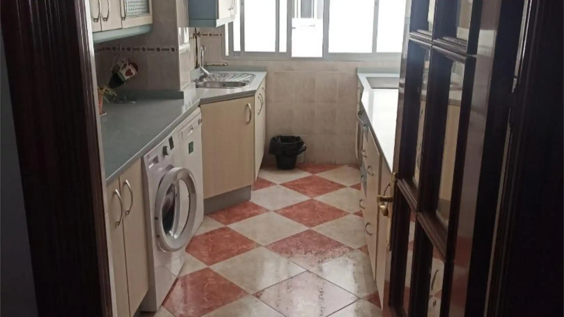 Piso en  Calle Martínez de la Rosa 94 - Foto 8