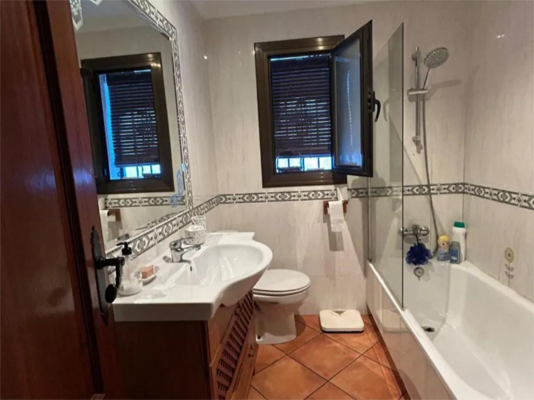 Piso en  Plaza Escritor Peña Aguayo 5 - Foto 5