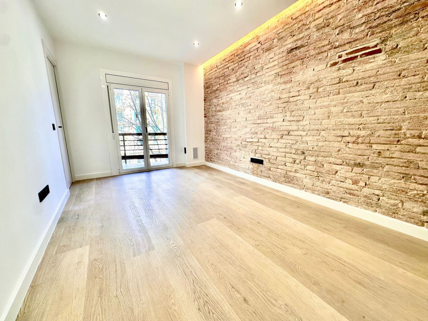 Piso en Barrio El Poble Sec - Parc de Montjuïc - Foto 1