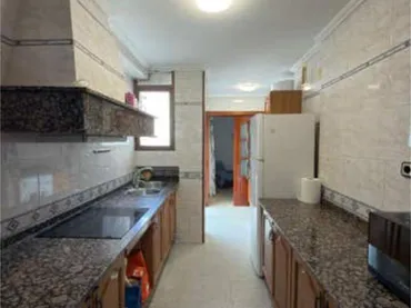 Piso en Urbanización Jardín de Alcalá - Foto 2