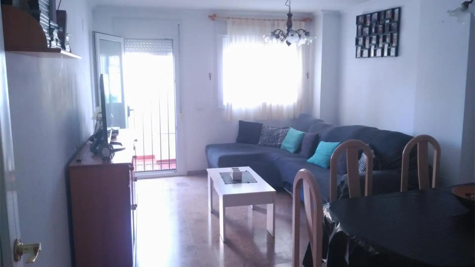 Piso en  Avenida Reina Sofía 2 - Foto 1