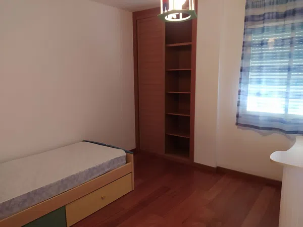 Piso en Calle Luis Barahona de Soto, 11, Los Guindos - Parque Mediterráneo - Santa Paula - Foto 8