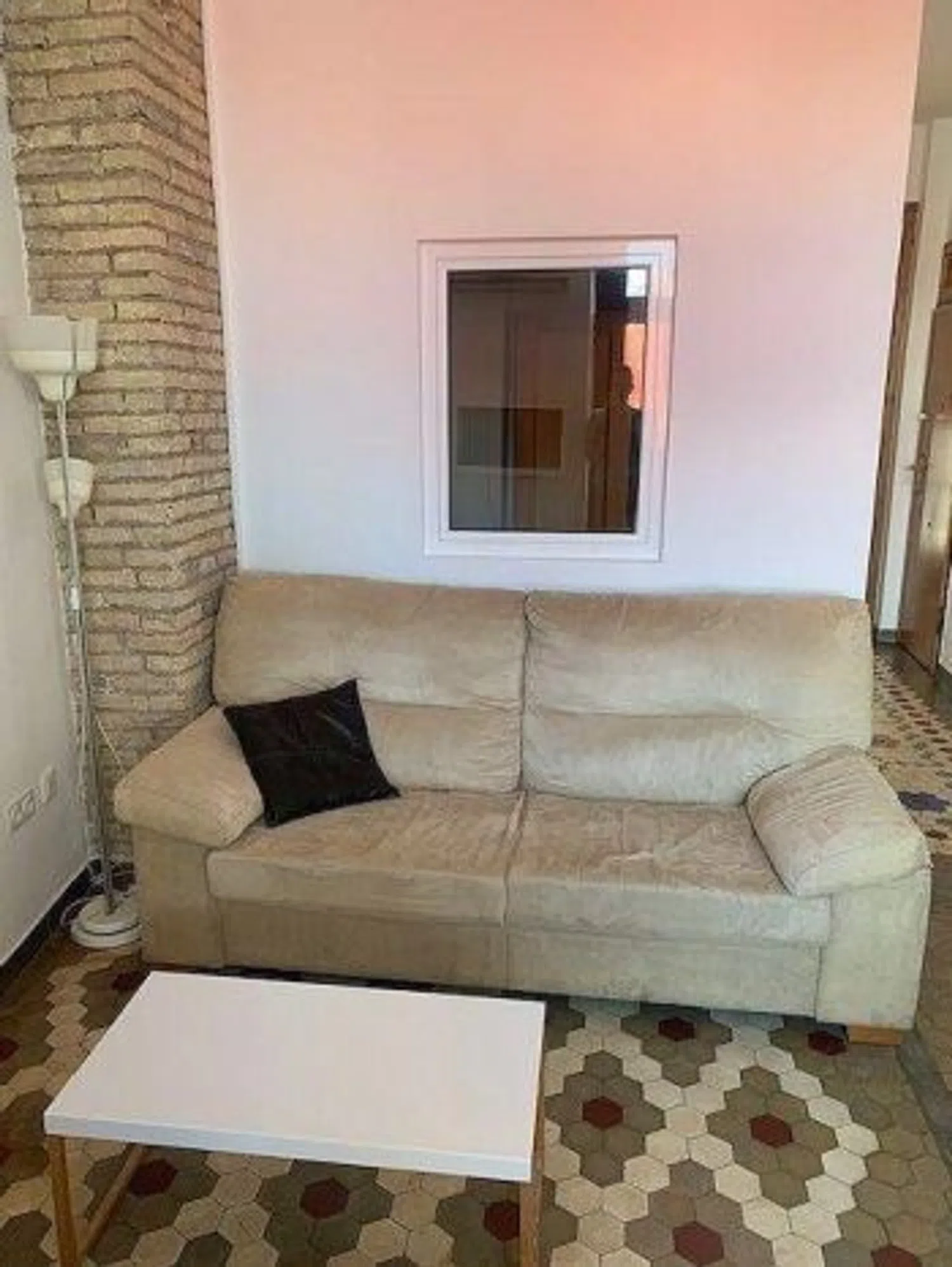 Piso en C. de Sagunto, 105 - Foto 2