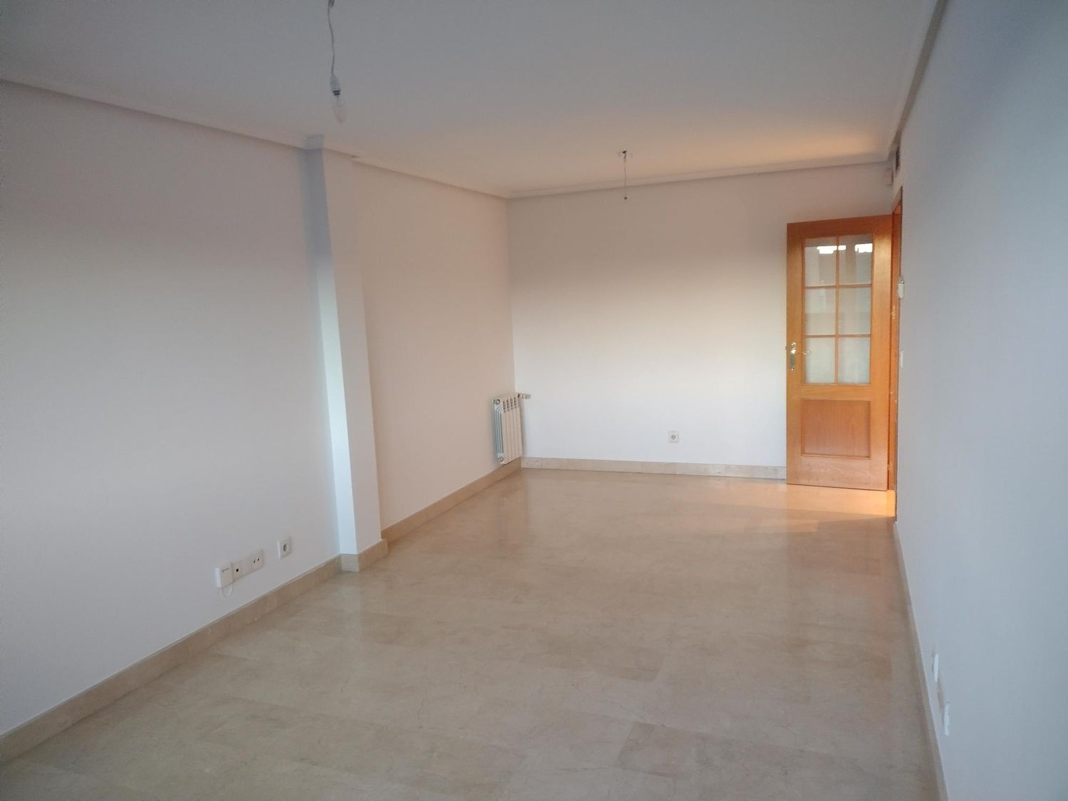 Piso en calle de la Bahía de Santander, 85 - Foto 3