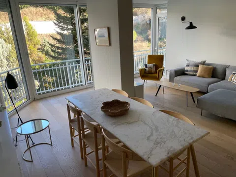 Piso en calle de Alfonso XII, 11 -15