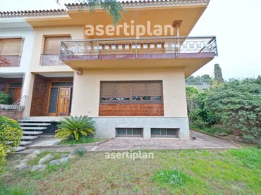 Chalet en  Avinguda de Puig i Cadafalch - Foto 86