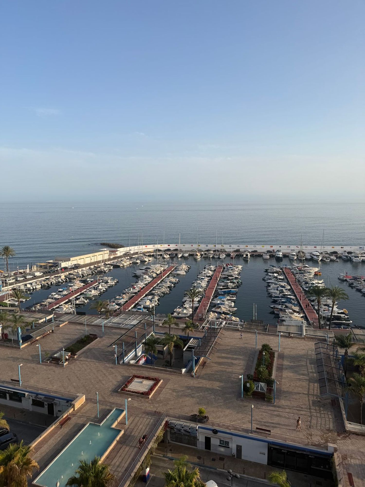 Piso en Avenida Duque de Ahumada, 407, Playa Bajadilla-Puertos - Foto 2