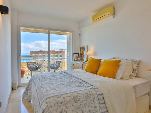 Piso en calle de Carme Guardia, 4 - Foto 4