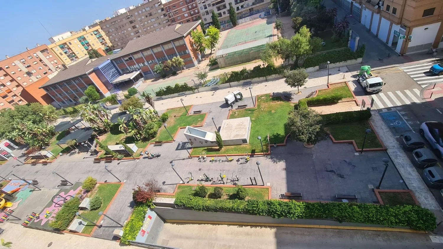 Estudio en plaza del País Valencià, 3 - Foto 18