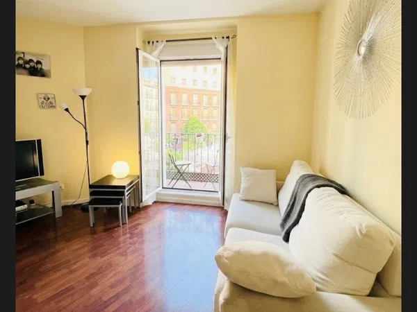 Piso en plaza de Cascorro, 4