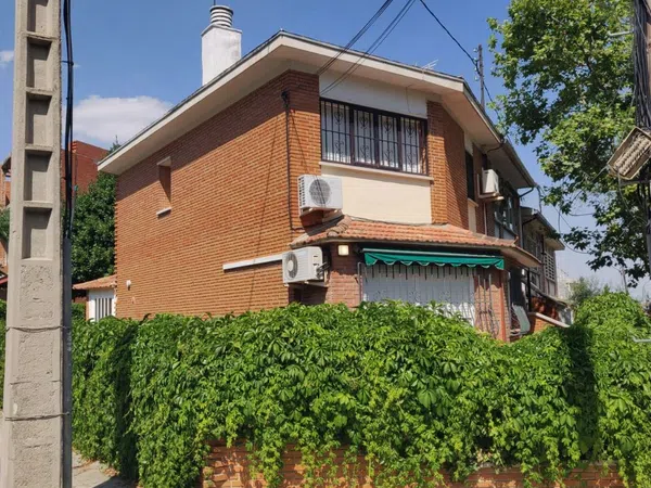 Chalet pareado en Barrio Conde Orgaz-Piovera - Foto 2