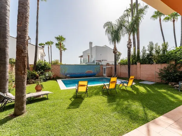 Casa independiente en calle Mirlo, 5 - Foto 2