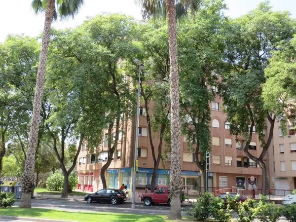 Piso en Avenida Miguel de Cervantes, 74, Santa María de Gracia - Foto 1