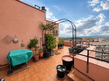 Piso en  Carrer de Sant Jordi 34 - Foto 1