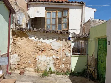 Planta baja en  Calle Serranos 12 - Foto 2