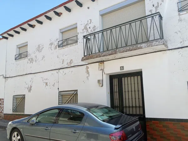 Casa de pueblo en Calle Ramón y Cajal, 6 - Foto 2