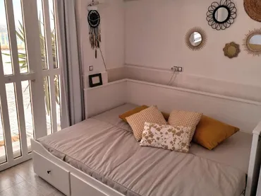 Estudio en  Carrer Sol Naixent 18 - Foto 8