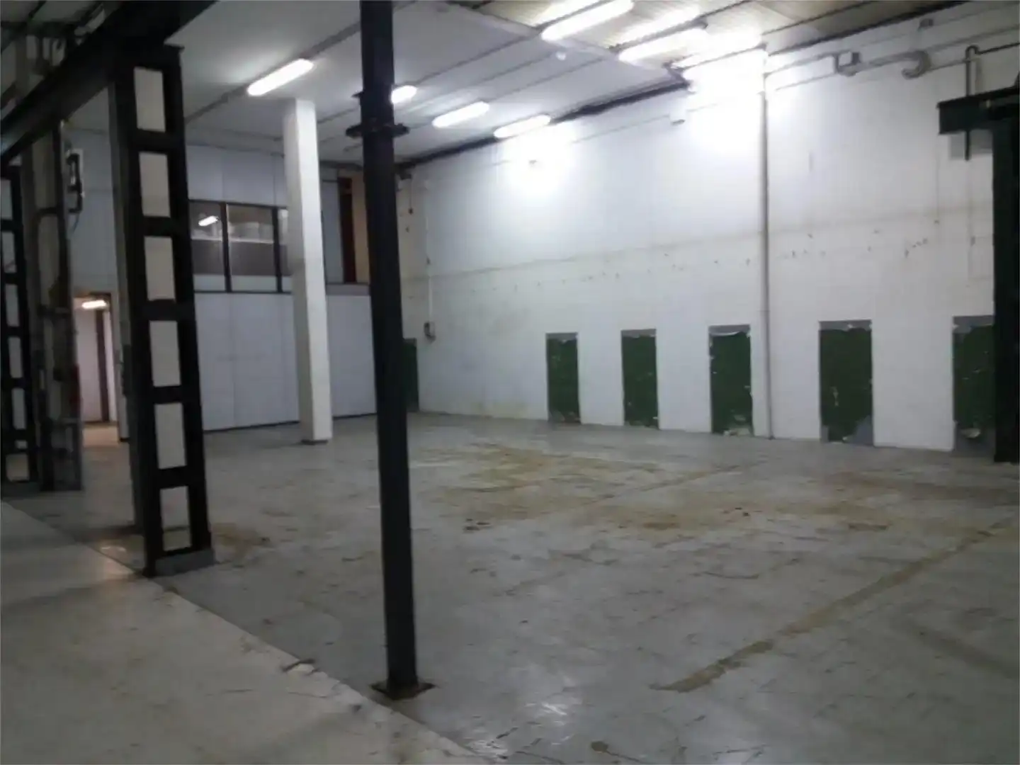Local comercial en  Carrer de Marià Aguiló 2 - Foto 11