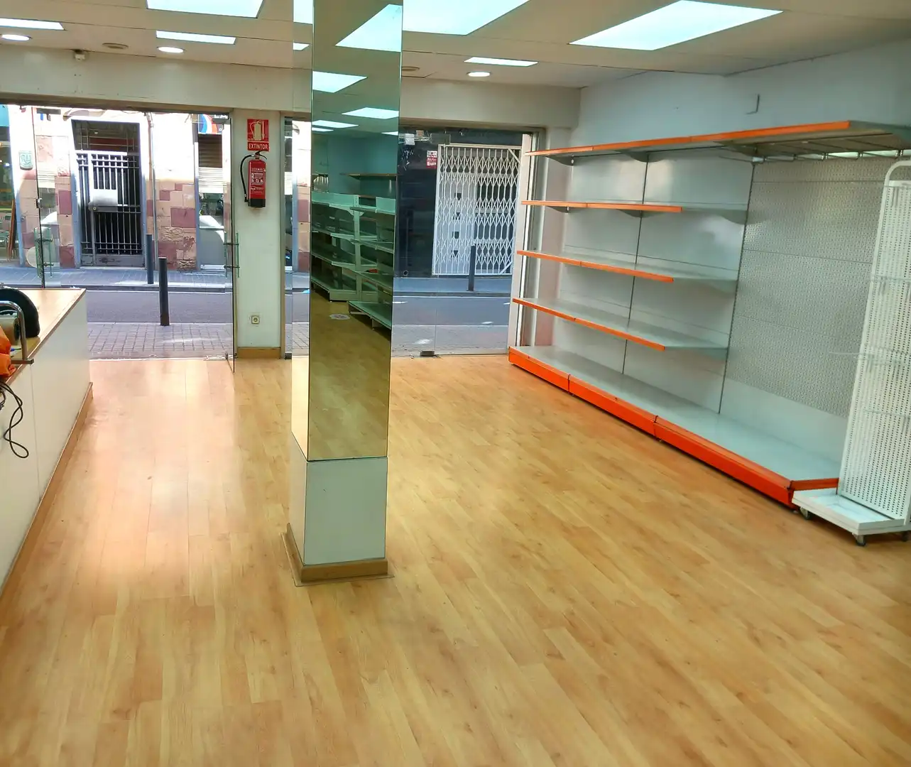 Local comercial en  Carrer Occident - Foto 5