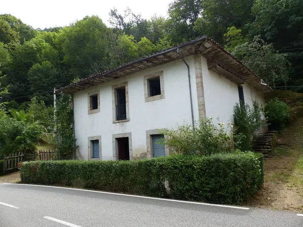 Casa de pueblo en Lugar Vega Pervis, 101 - Foto 1