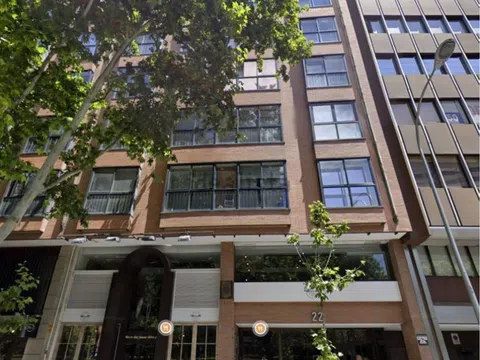 Piso en calle de Sor Ángela de la Cruz, 22