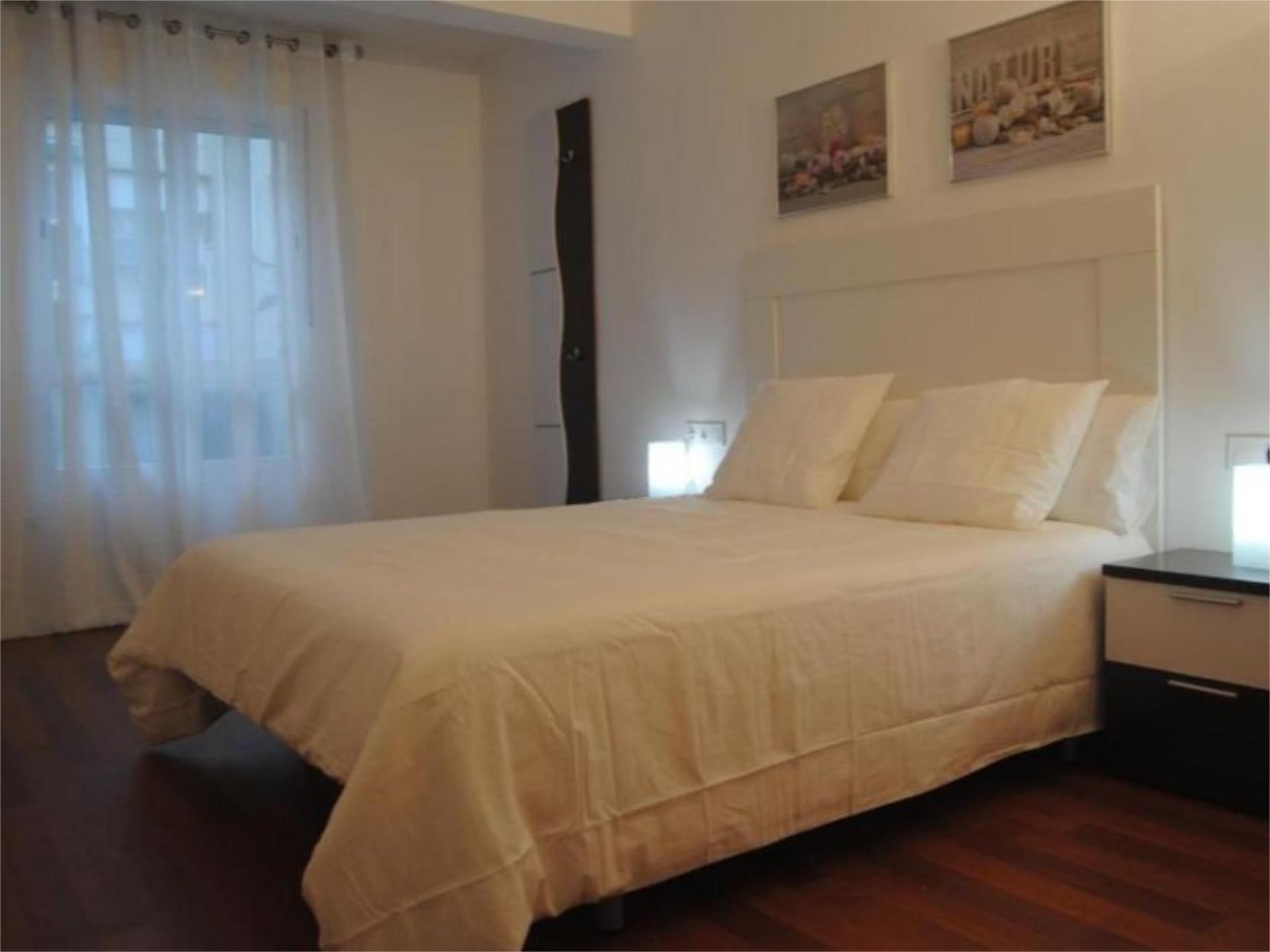 Piso en  Calle la Regente 12 - Foto 9