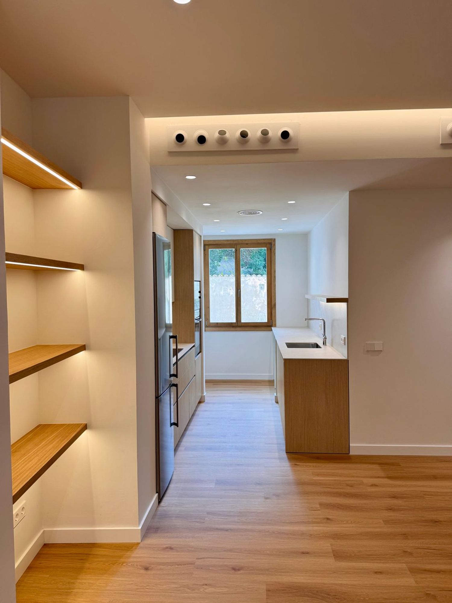 Piso en calle dels Oms, 7 - Foto 2