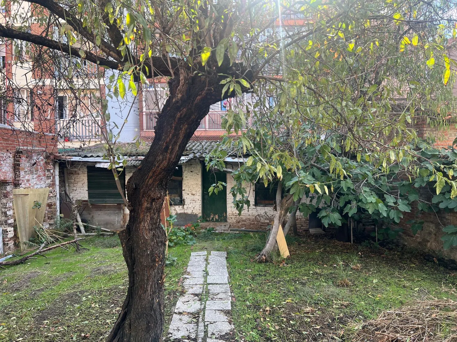 Chalet pareado en Barrio Buena Vista - Foto 1