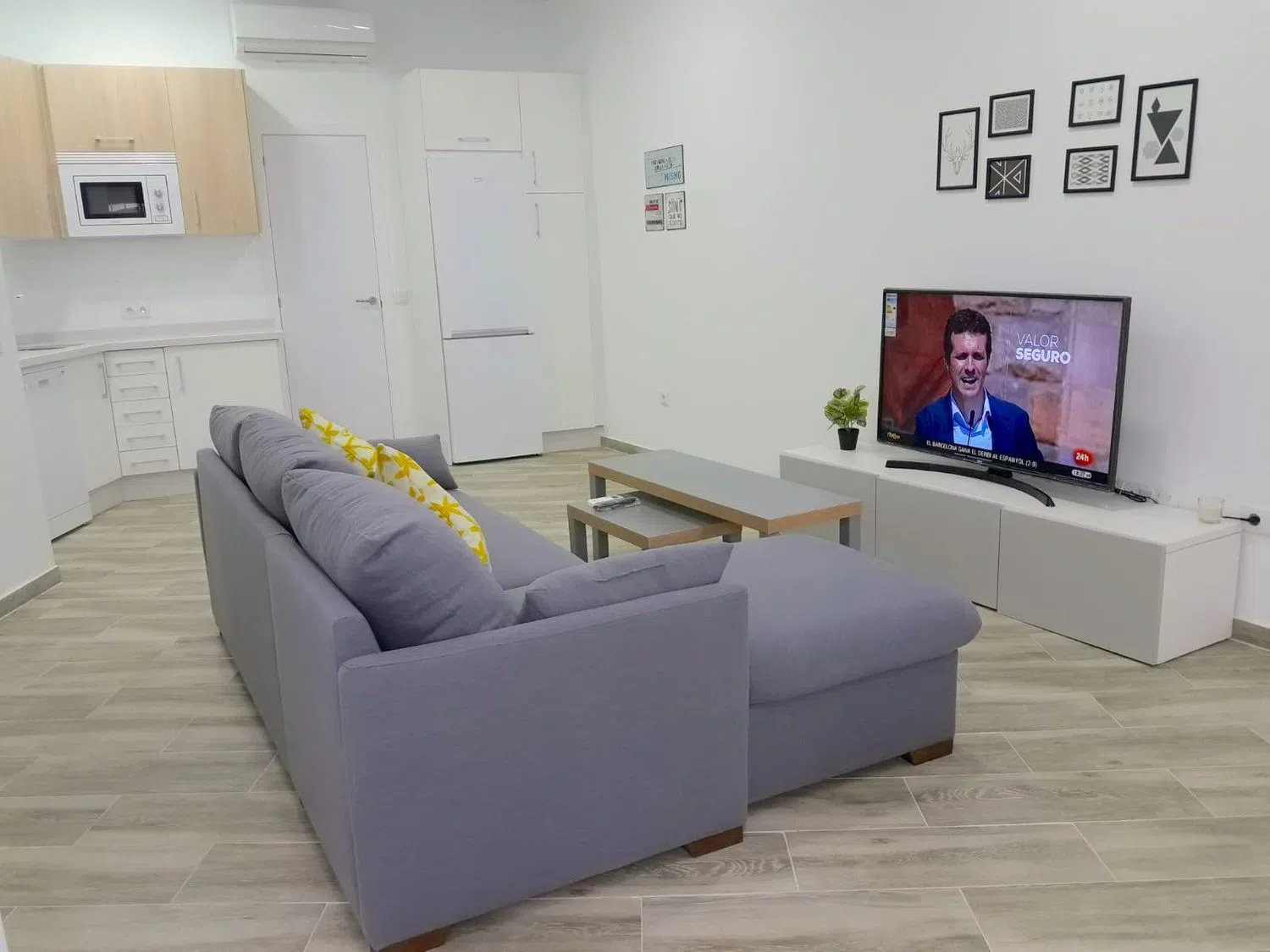 Piso en calle Nuestra Señora de las Candelas, 47 - Foto 2