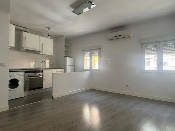 Piso en calle de Villajimena, 18