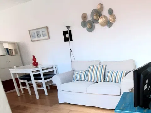 Estudio en calle Monte de Sancha, 31
