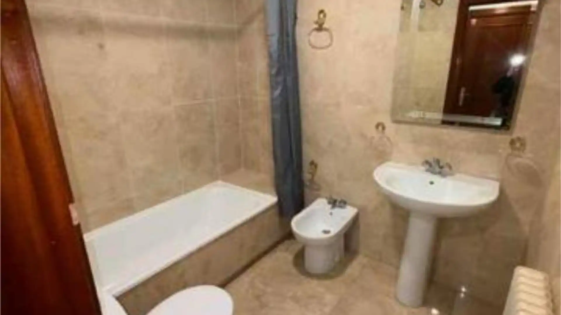 Piso en Zona Eroski - Foto 7