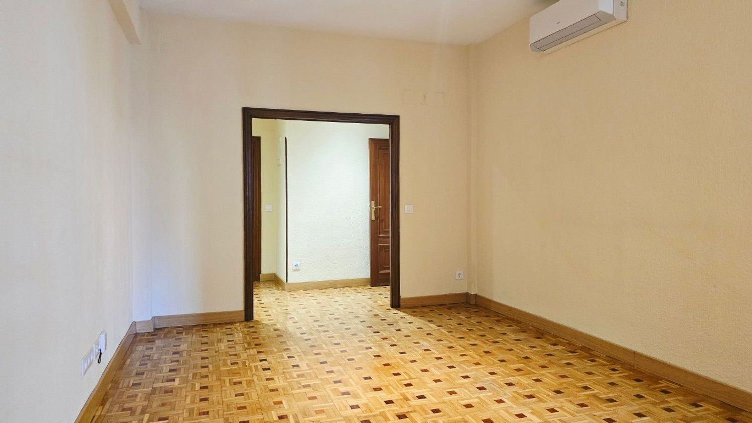 Piso en Calle del Doctor Esquerdo, 165, Estrella - Foto 2