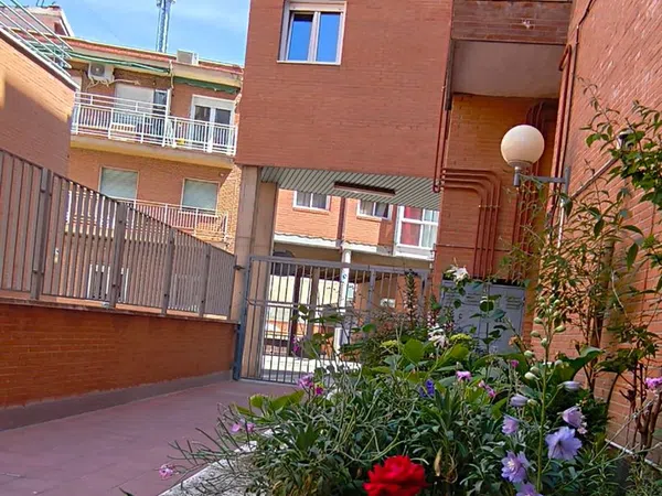 Piso en Calle del Ailanto, 31 - Foto 6