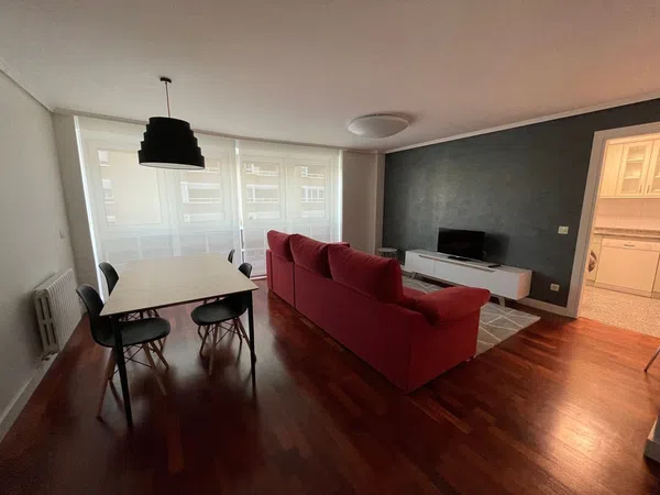 Piso en paseo Premín de Iruña, 7