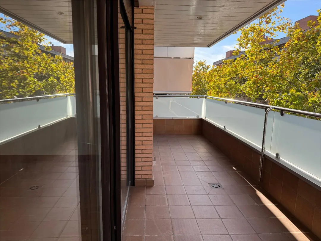 Piso en  Plaça de Maria Vinyes 29 - Foto 3